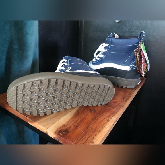 Vans MTE mid navy/gum size 4/6 NEW - Picture 4 of 10